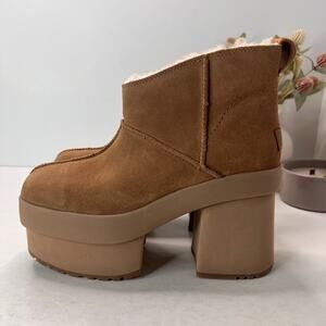 UGG Classic Mini New Heights Platform Suede Boots Chestnut Women's 10 Tried On